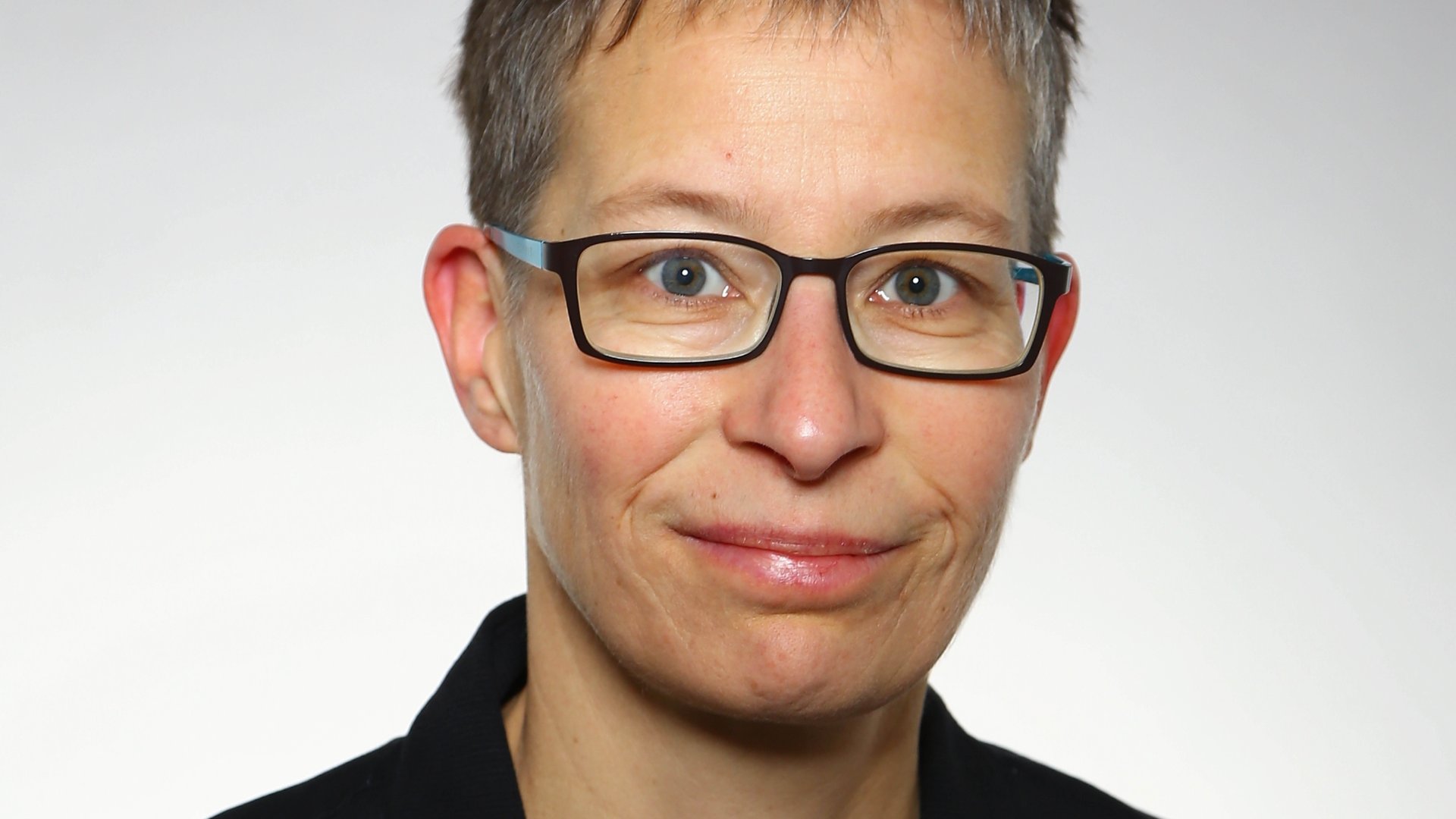 Claudia Dathe(1)