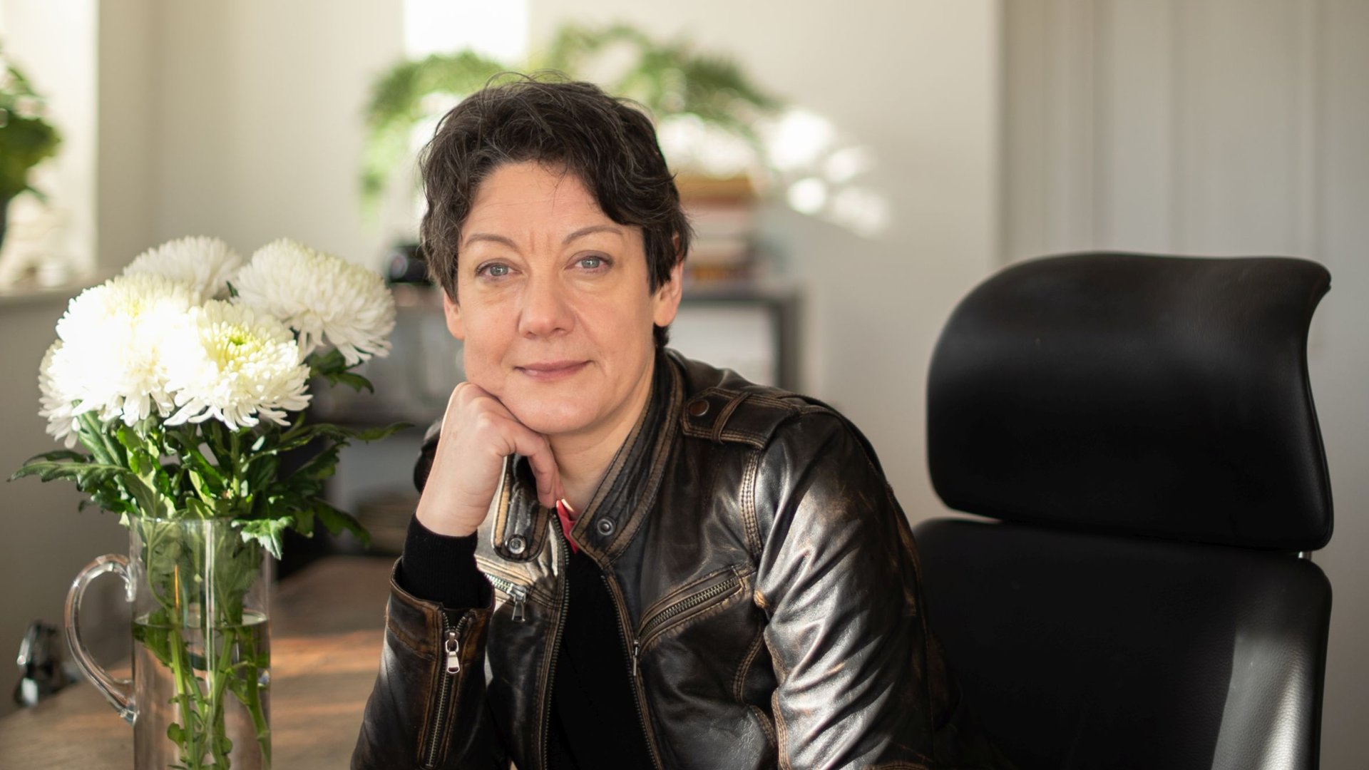 HelenMacdonald_(c)_TomOliverLucas